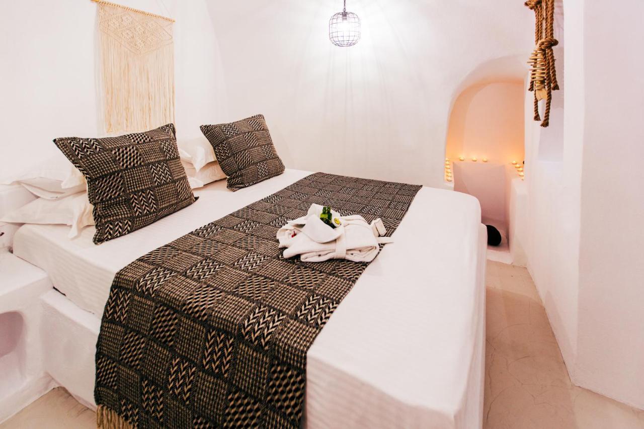 Blessed Blue Boutique Cave Suite Oia  Esterno foto